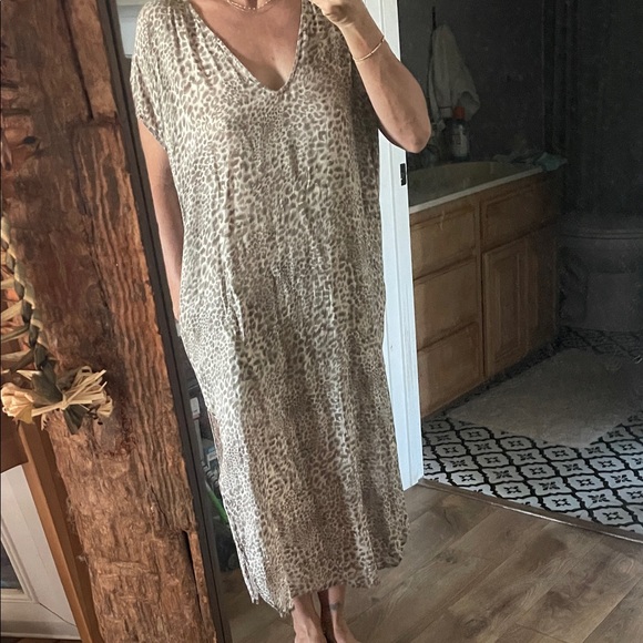 Gillia Gray Animal Print Top - Picture 8 of 9